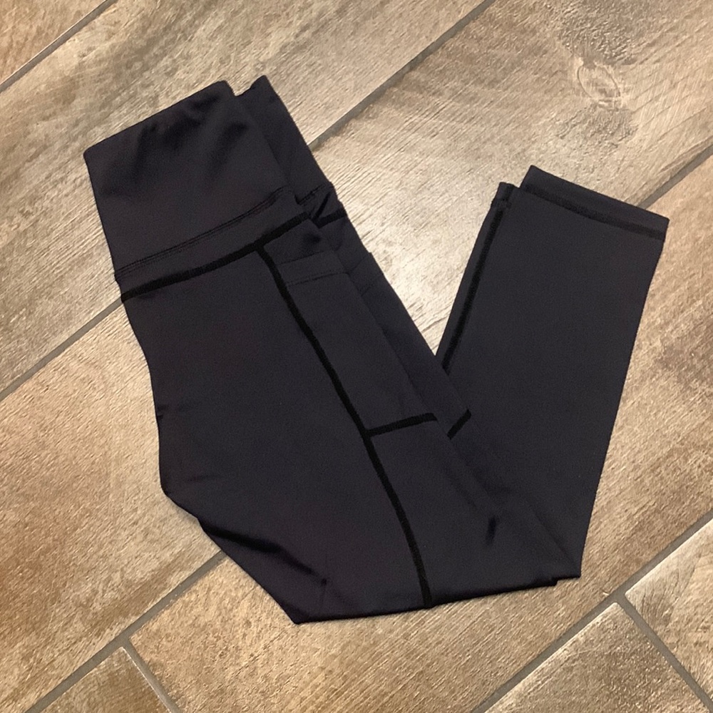 Zyia light n tight pocket capris